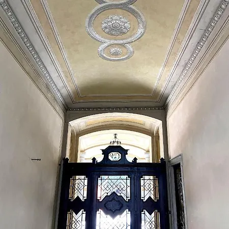 Fascinating Hideaway In A Physicist's Lägenhet *